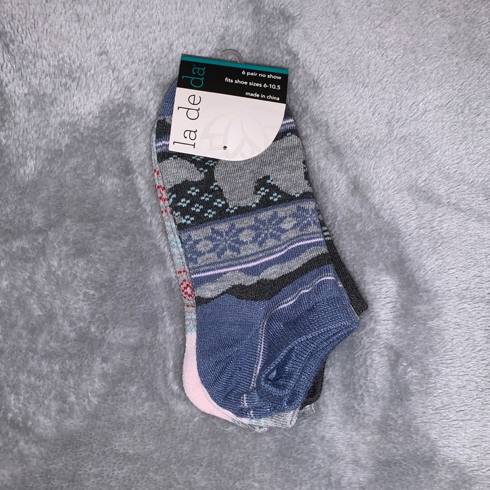 NWT 6 pack of no show socks